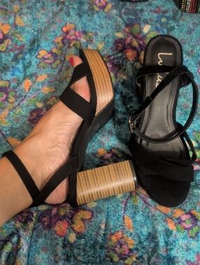 Lulu's Black Strappy Block Heel Sandals with Wood-Look Heel, 8